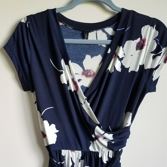 Faux maxi wrap dress - Picture 2 of 4